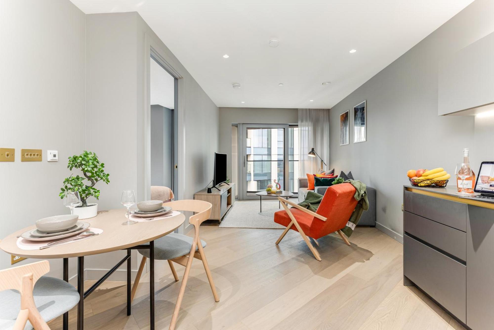 Shysuite 1bed Apartment London